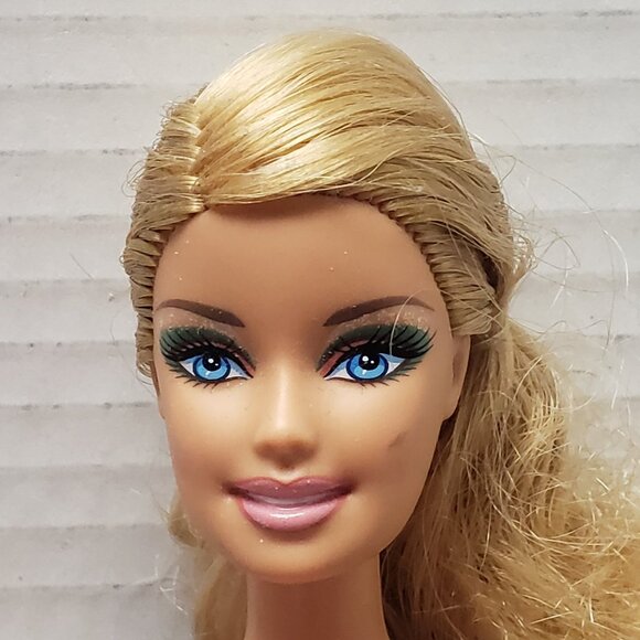 Barbie Doll in Pink & Black Barbie Dress - Picture 3 of 7